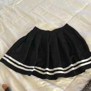 Hot Topic Black and White Skater Mini Skirt Size XS Black with White Stripes